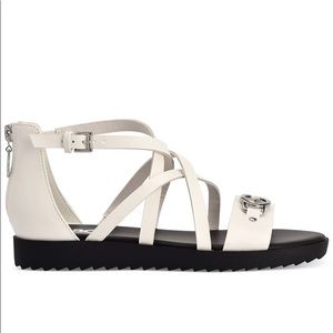 Karin Flat Sandals GBG Los Angeles